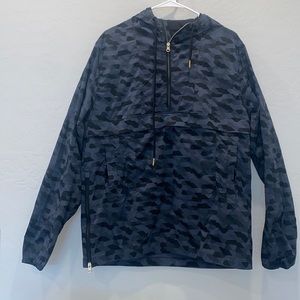 NWOT mens under armour windbreaker